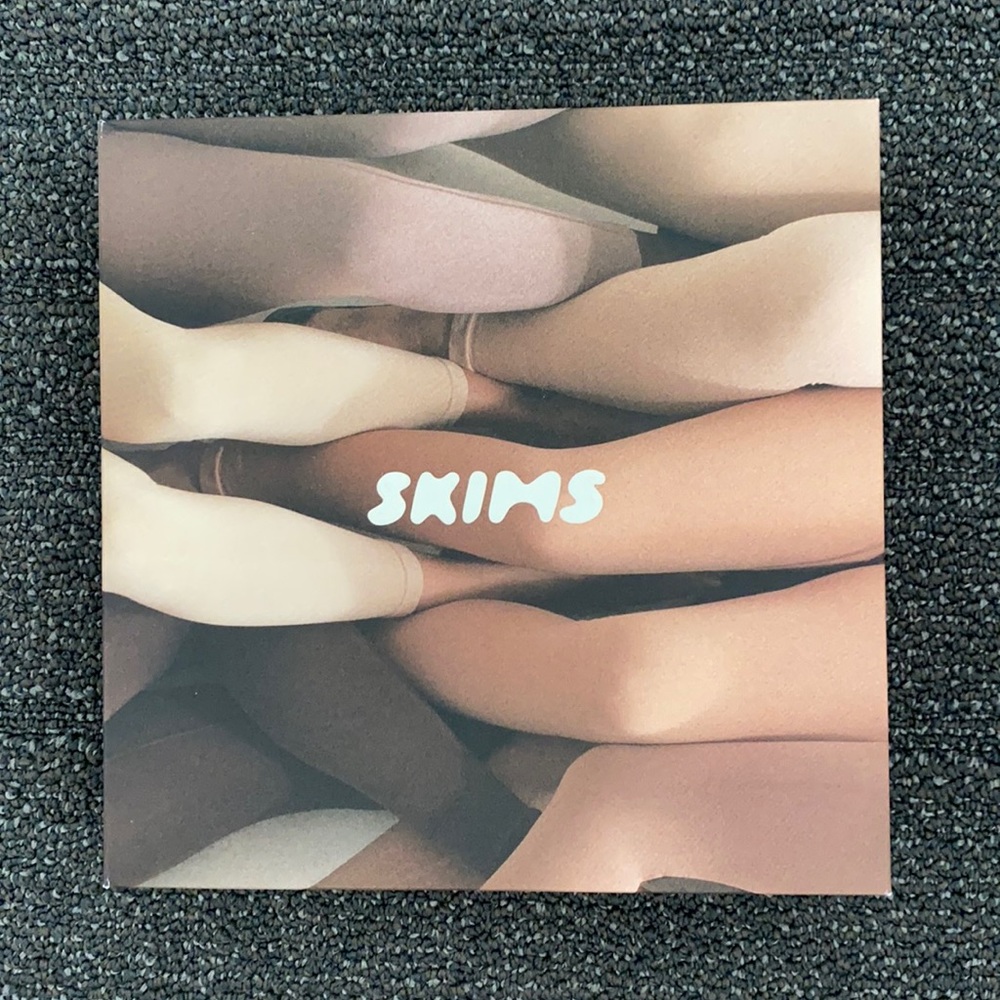 SKIMS sculpting leggings